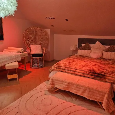 Romantic - So Lovely Apartment